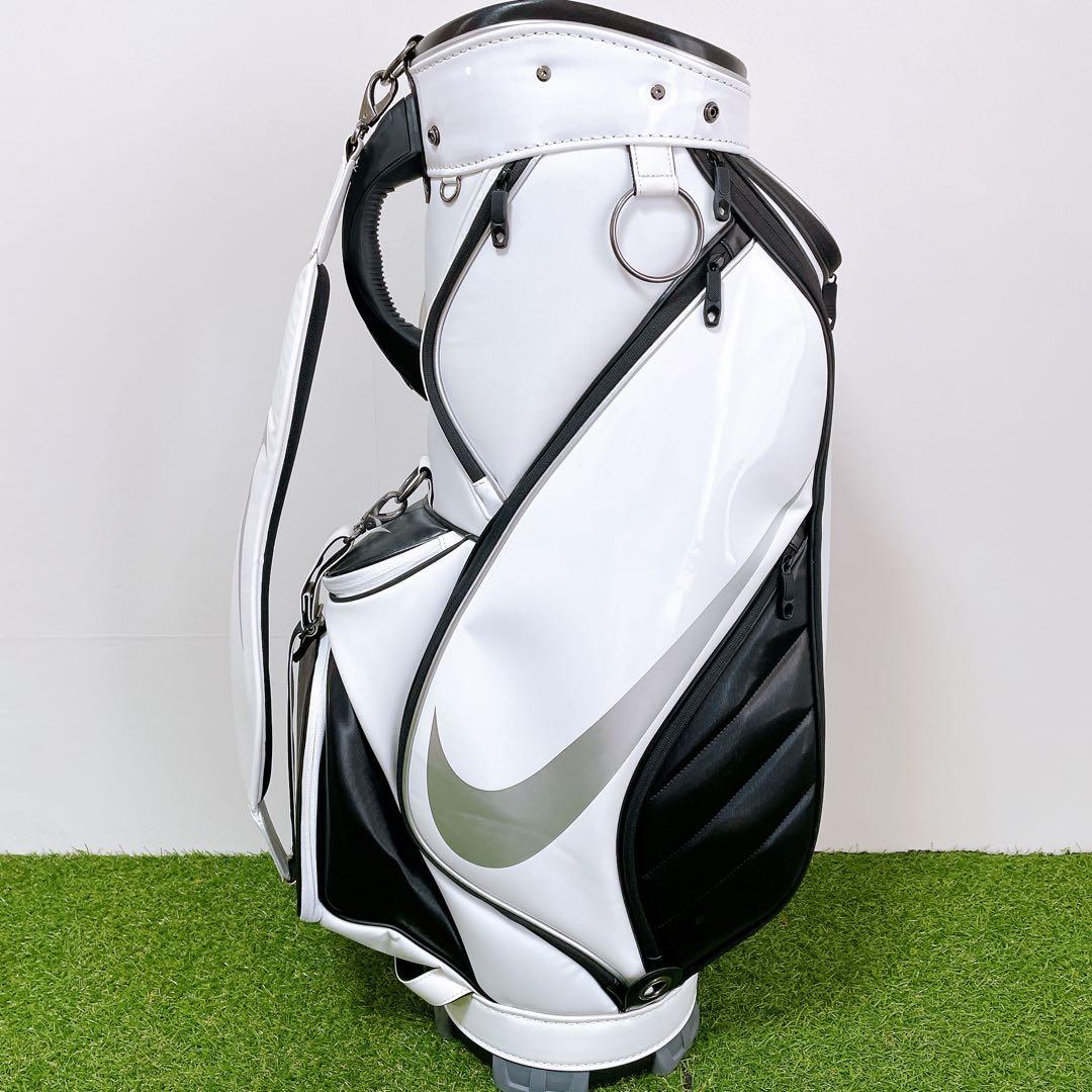 美品　NIKE キャディバック　ホワイト　エナメル　GF3006 9型　黒