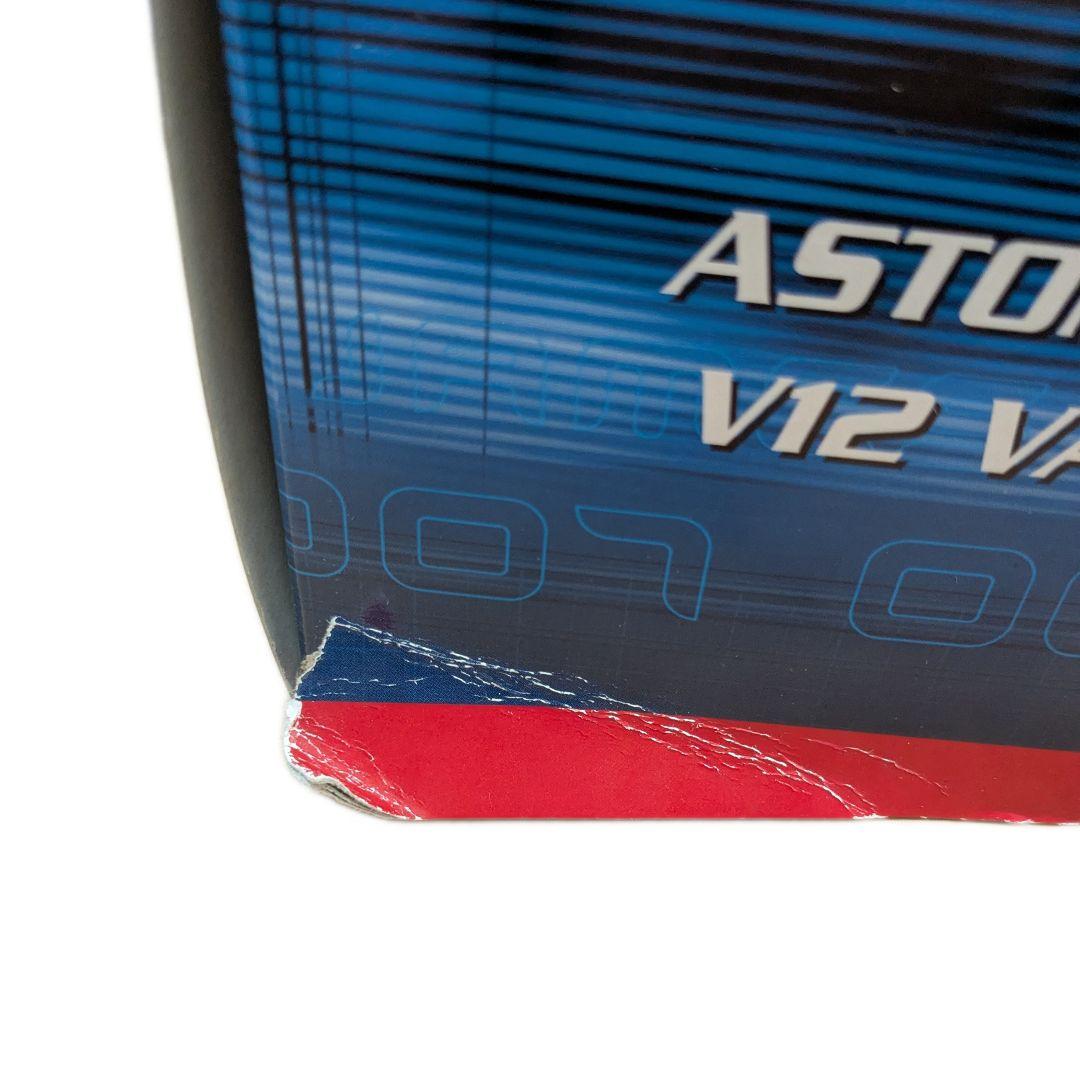 007 Aston Martin V12 Vanquish 1/18 ミニカー