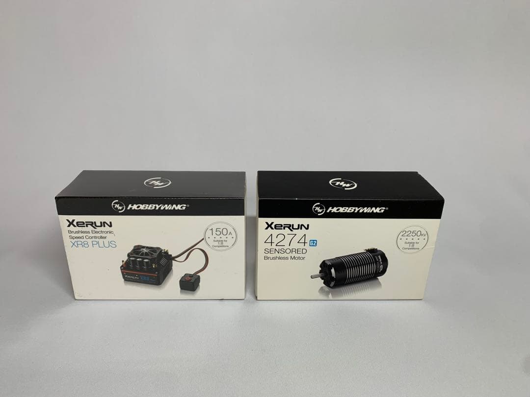 ホビーラジコン hobbywing XERUN XR8 PLUS 4274 SENSORED