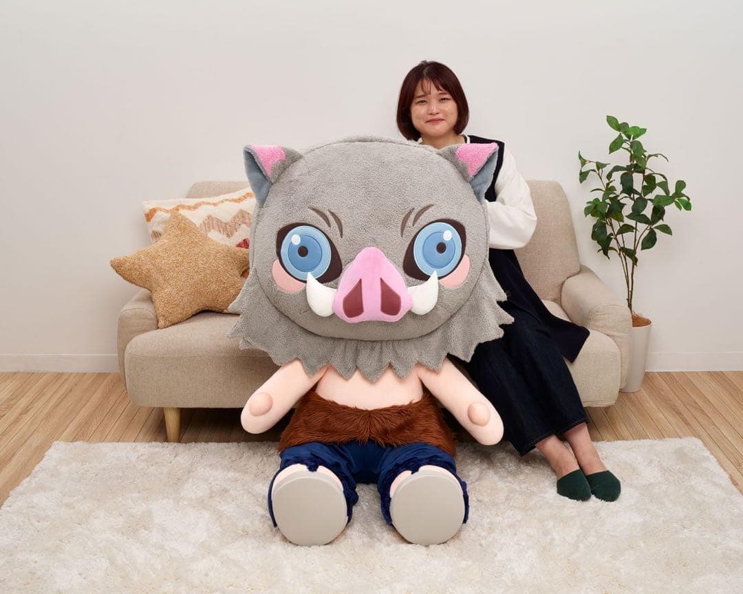 100体限定 超レア！ どきゅーと 伊之助 超特大ぬいぐるみ 鬼滅の刃