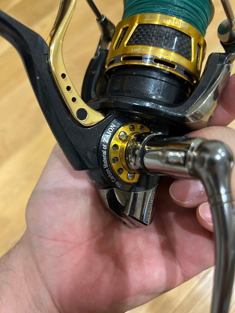 ダイワ トーナメントISO Z 3000LBD レバーブレーキリール