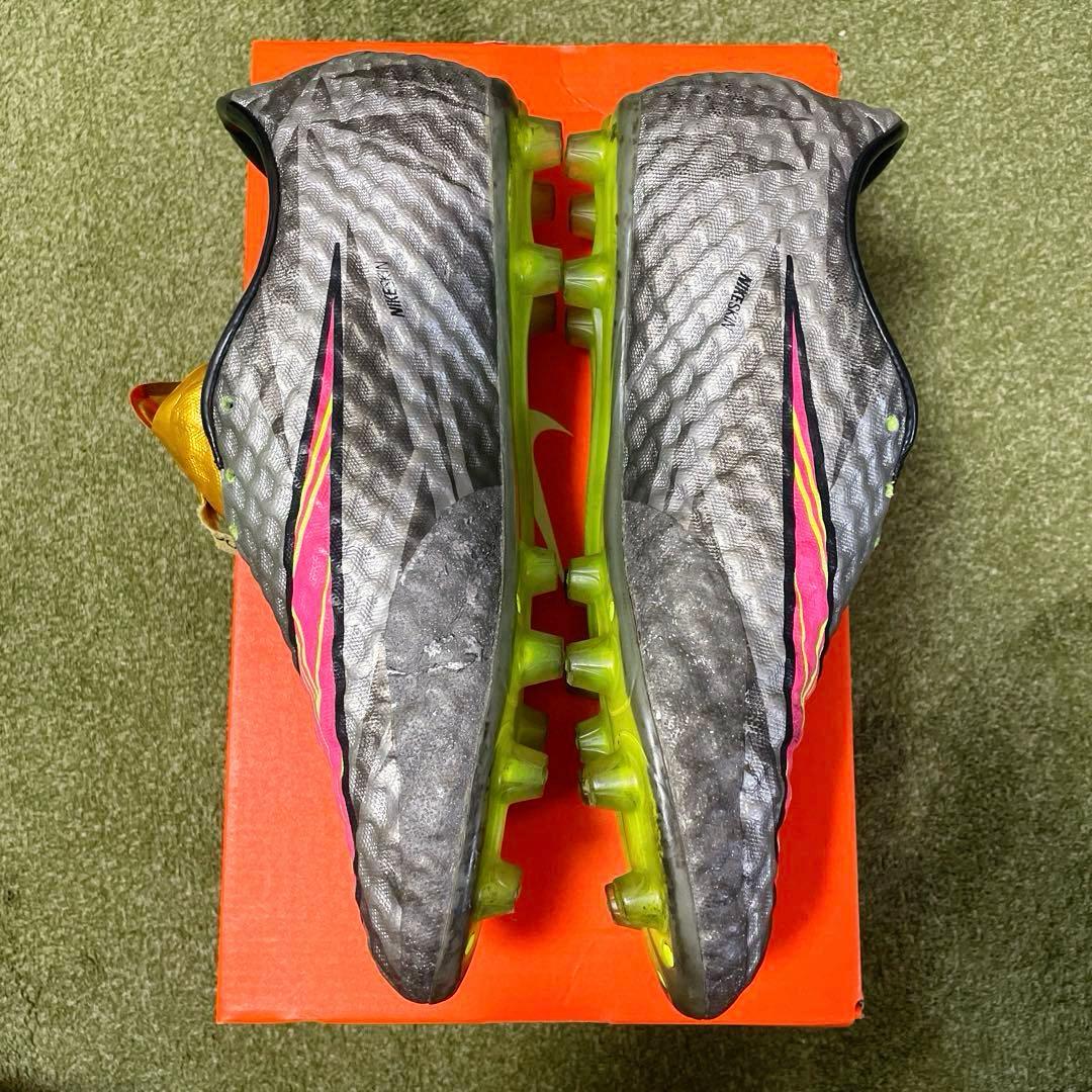 NIKEハイパーヴェノム　リキッドダイヤモンド