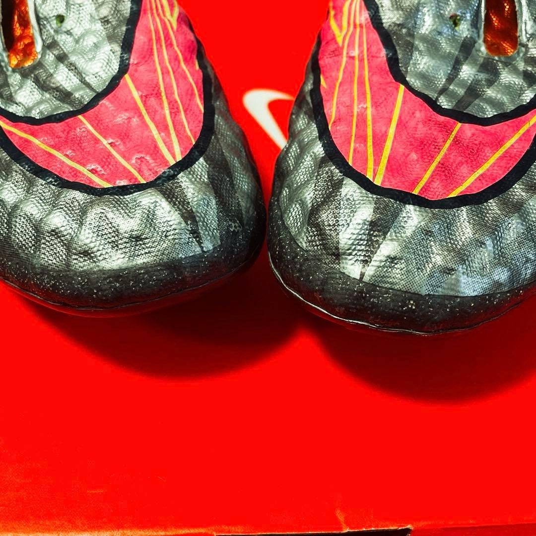 NIKEハイパーヴェノム　リキッドダイヤモンド
