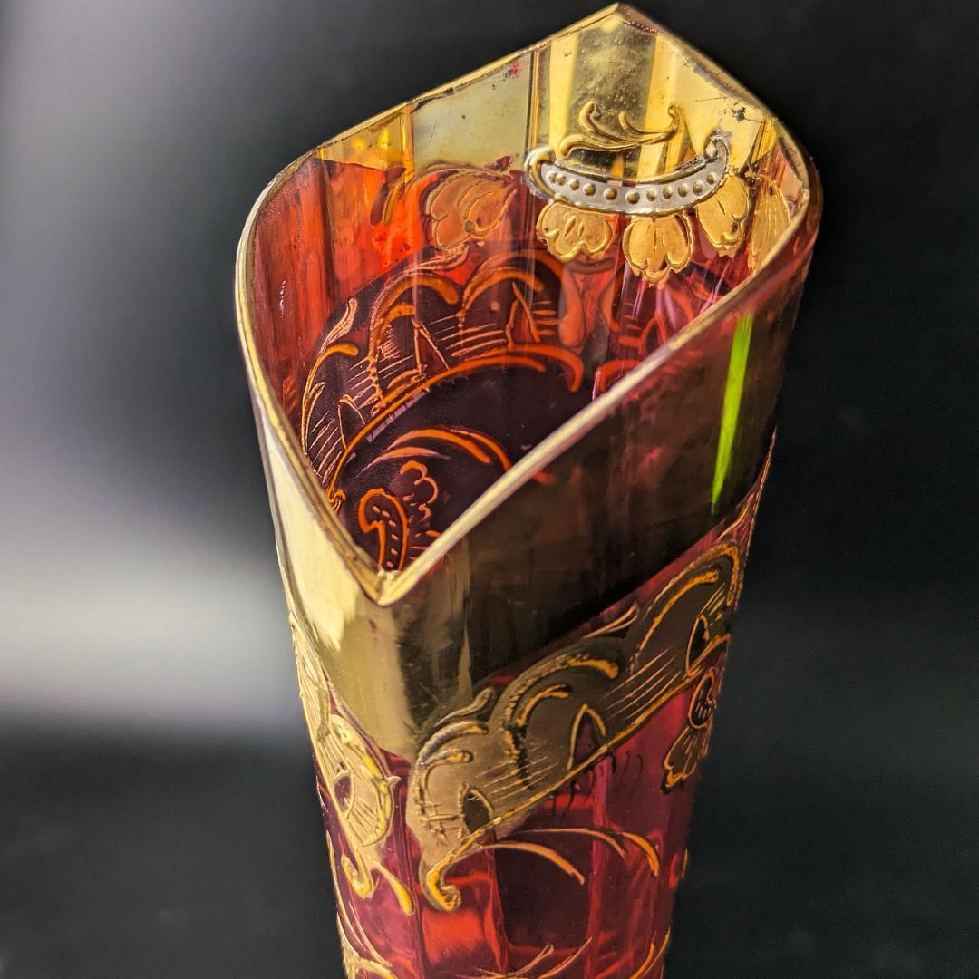 【輝く】オールドモーゼル ルビー 金彩銀彩 唐草紋様 花瓶25cm アンティーク