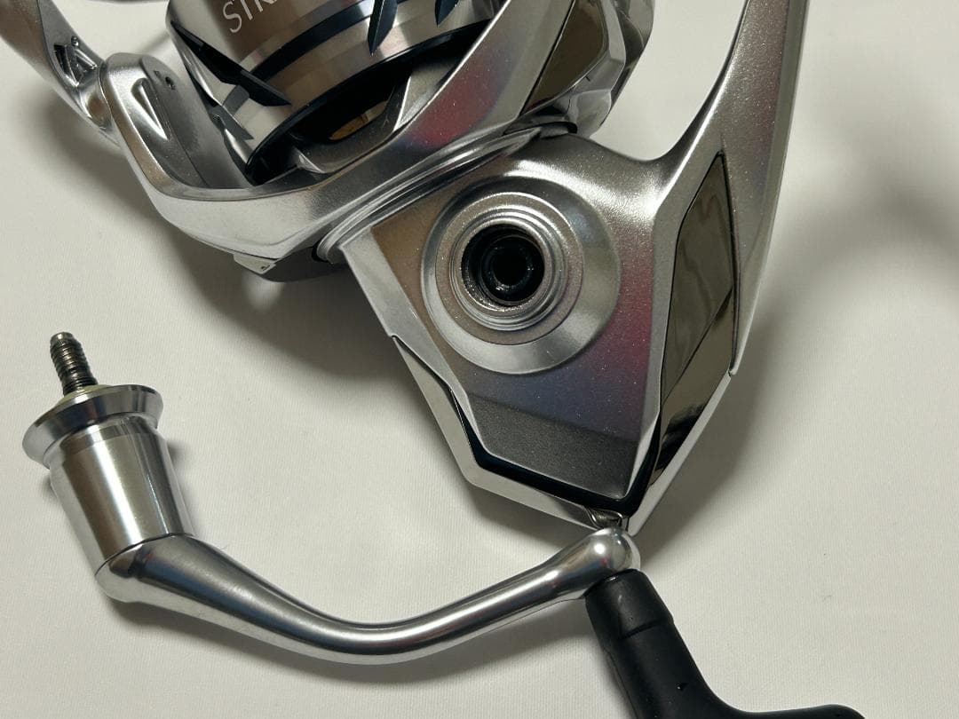 シマノshimano　23ストラディック4000MHG　一回でも使ったこともない