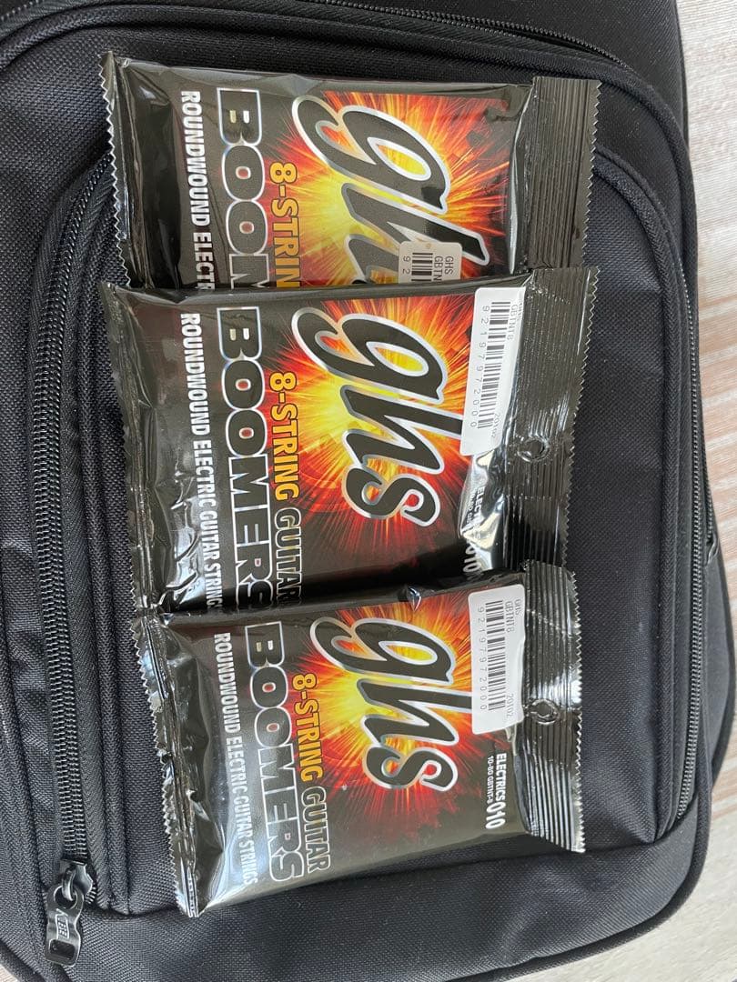 Kiesel ZM8 Zeus 8弦 Headlessギター