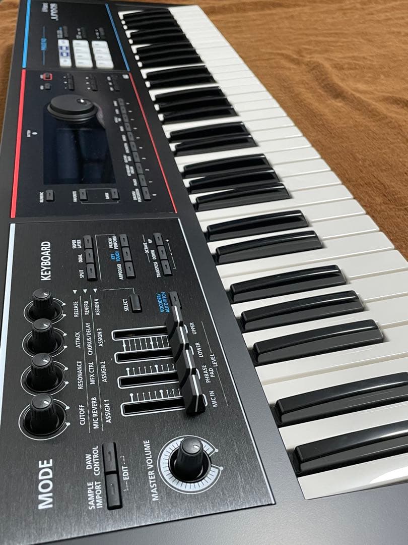 ROLAND ( ローランド ) JUNO-DS61 定番シンセ