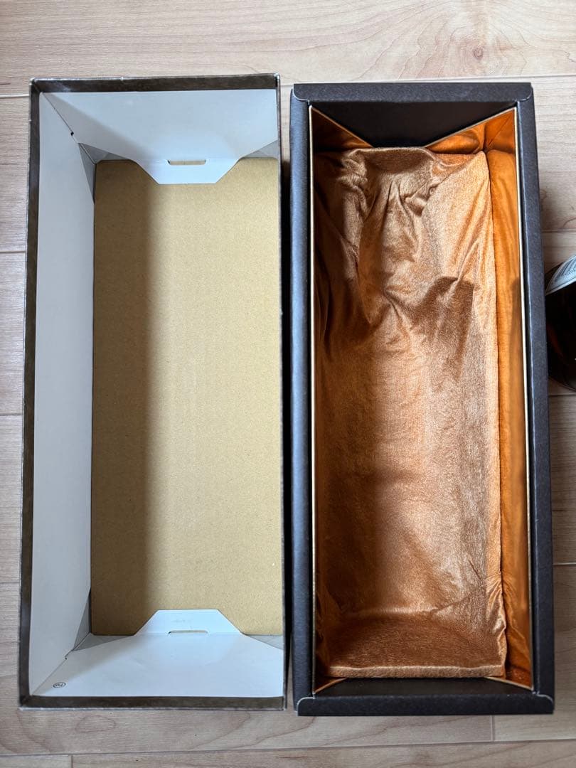 山崎 シングルモルトウイスキー 10年　700ml