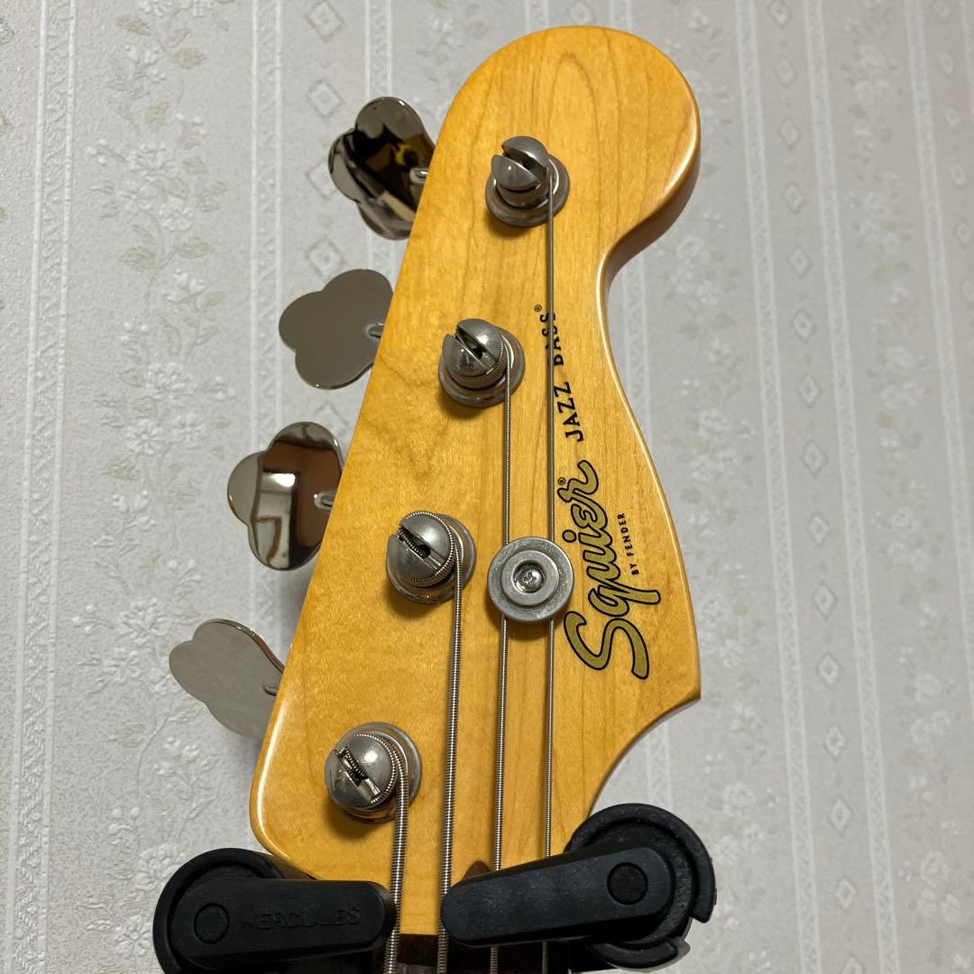 ベース Squier ClassicVibe '60s Jazzbass