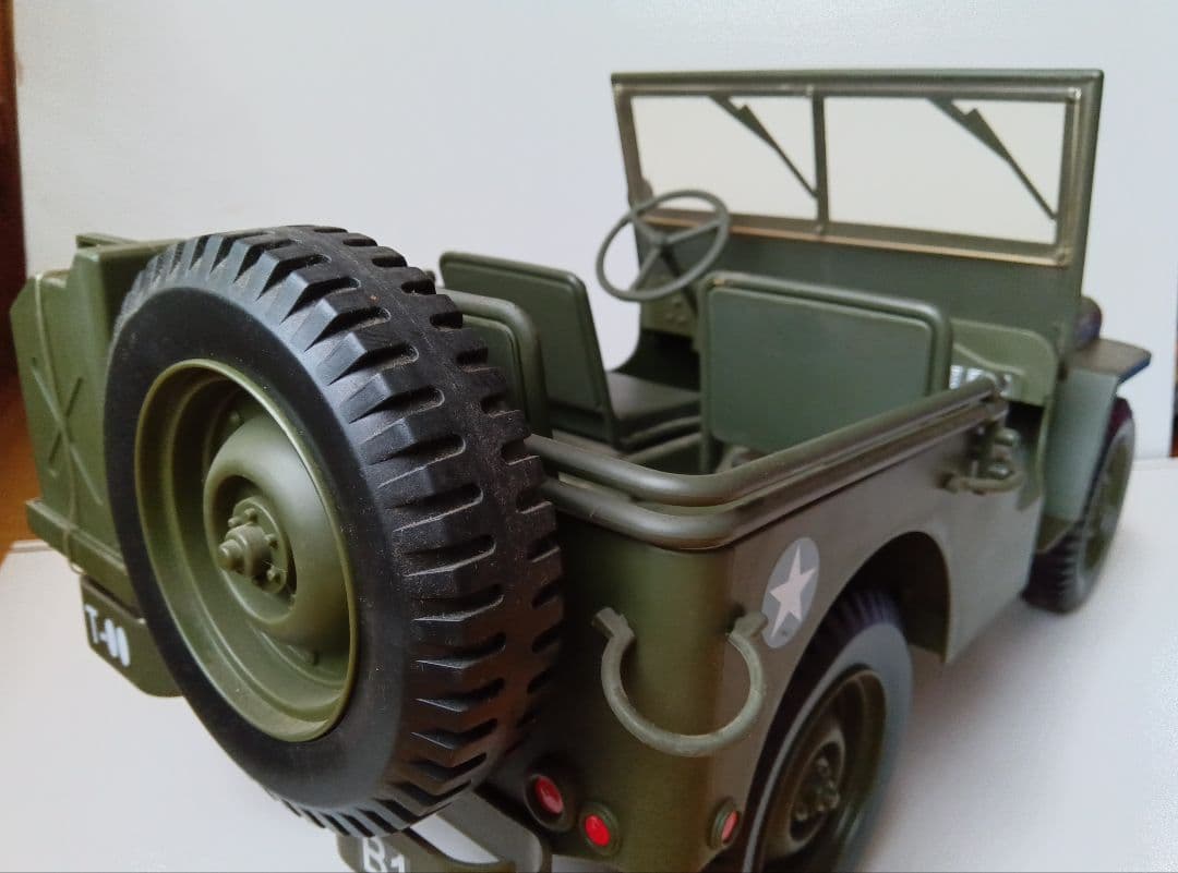 1/6 ジープ