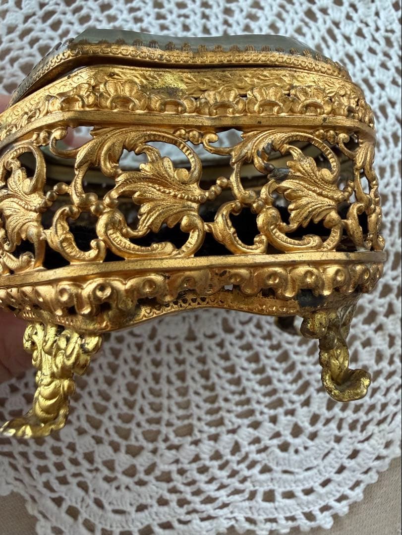 ヨーロッパ製 アンティーク ジュエリーボックス 真鍮×ガラス 脚付き 小物入れ