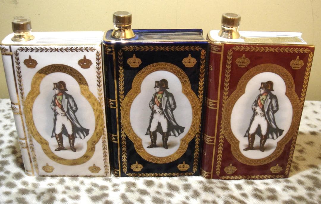 イ*ゴ様 未開栓★ナポレオン ブック３本 （総重量3700g）陶器ボトル★CAM