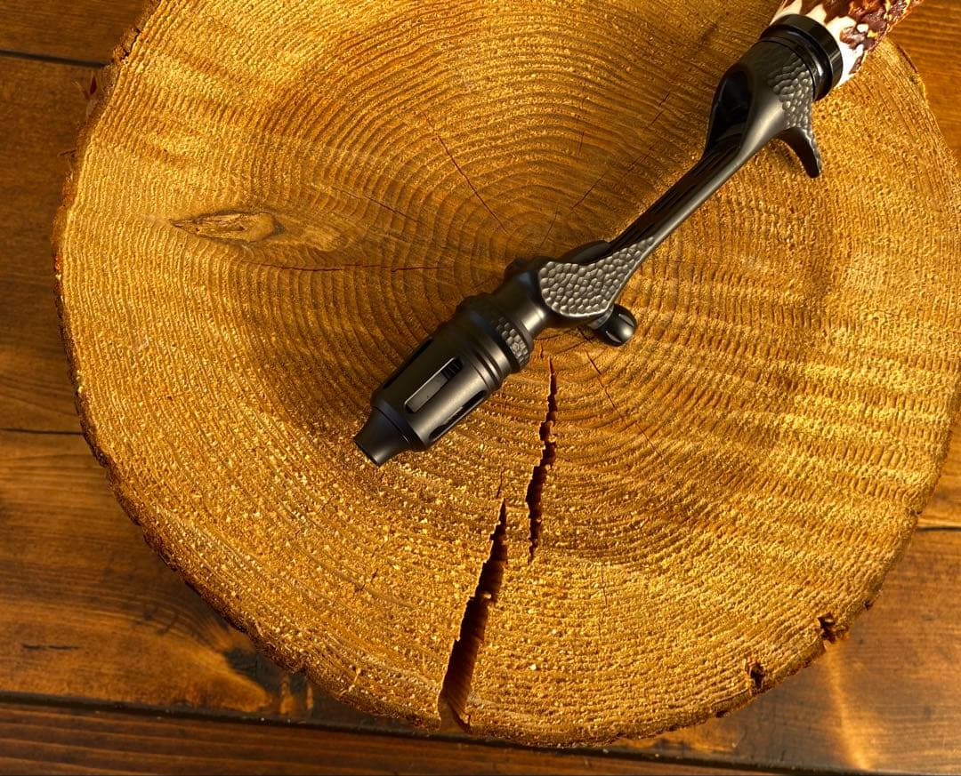 ガングリップ　ブラック　鹿の角グリップ　ハンドメイド　渓流釣り　トラウトロッド