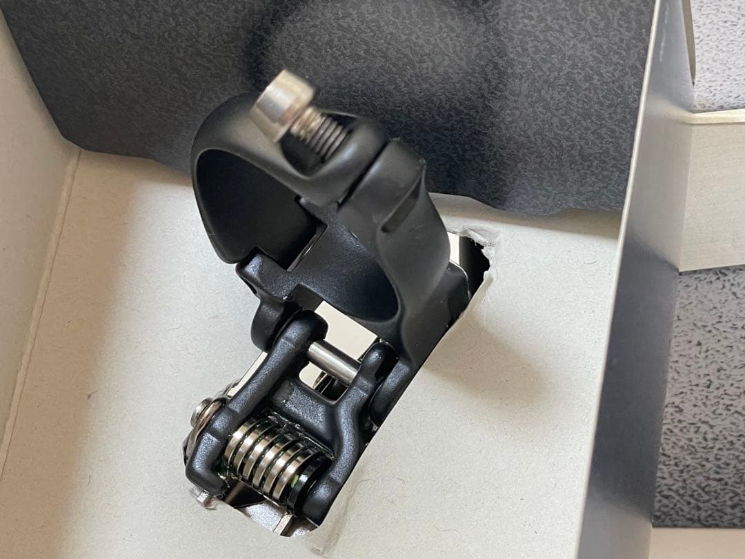 シマノDURA－ACEフロントディレイラー「FD－7900－B」新品