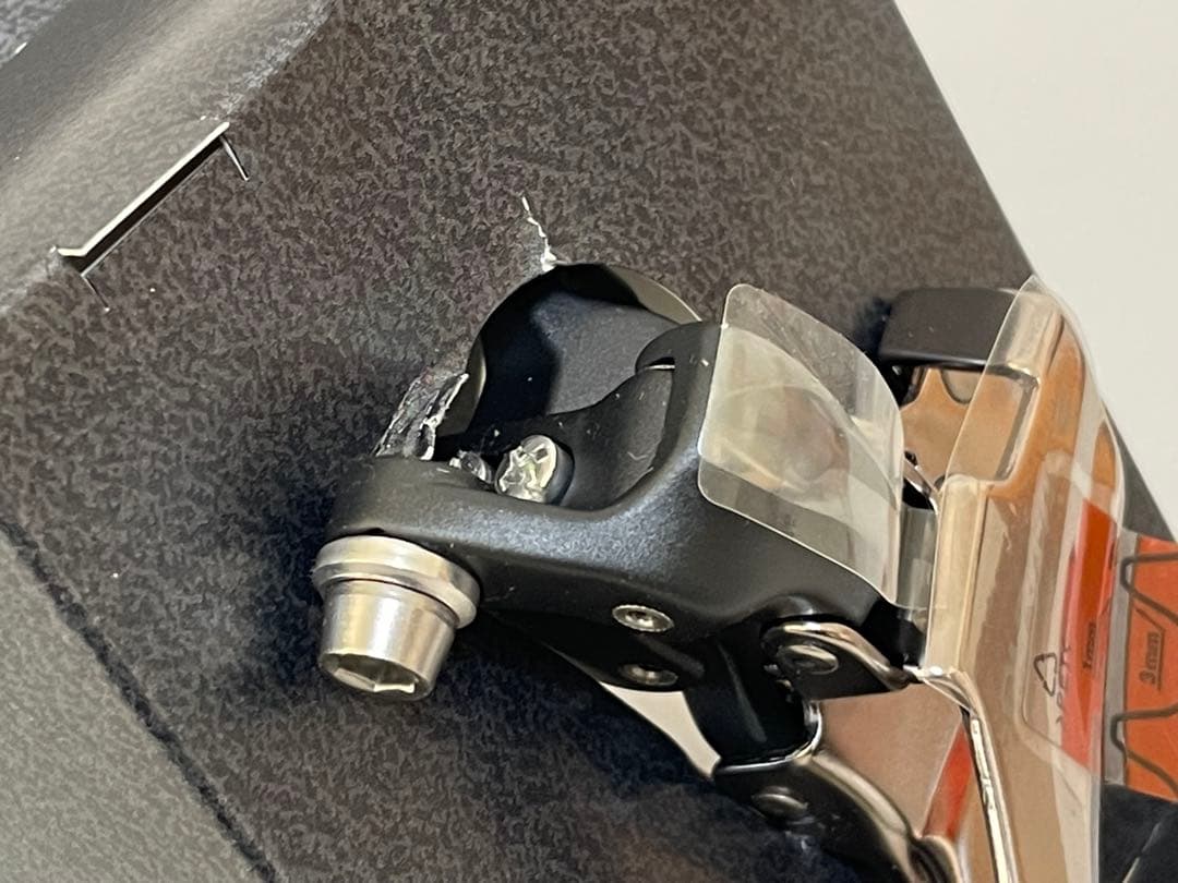 シマノDURA－ACEフロントディレイラー「FD－7900－B」新品