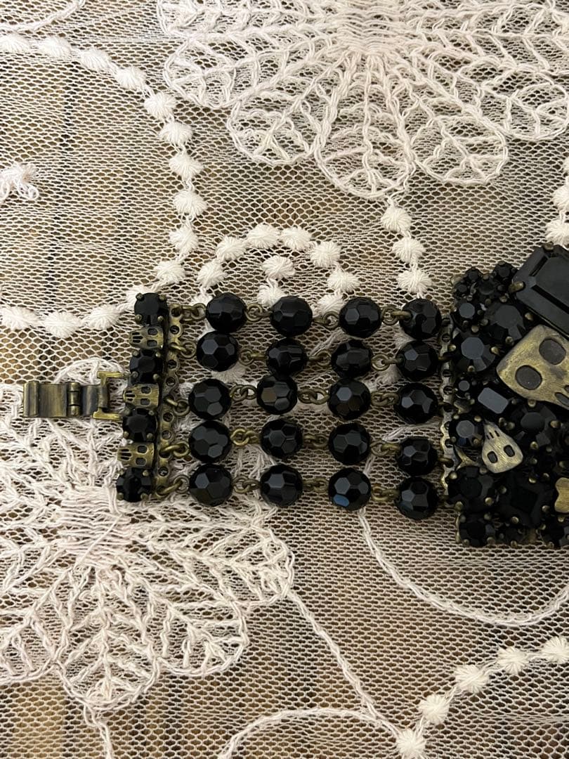 ヴィンテージ　スカル　黒ビーズ5連ブレスレット　ゴージャス 一点物