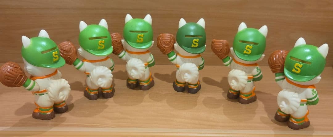 三和銀行 ワンサくん等　ソフビ貯金箱　34体　ノベルティグッズ 2体追加（野球）