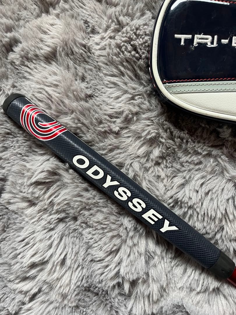 ODYSSEY TRI-BEAM 7 パター ヘッドカバー付き