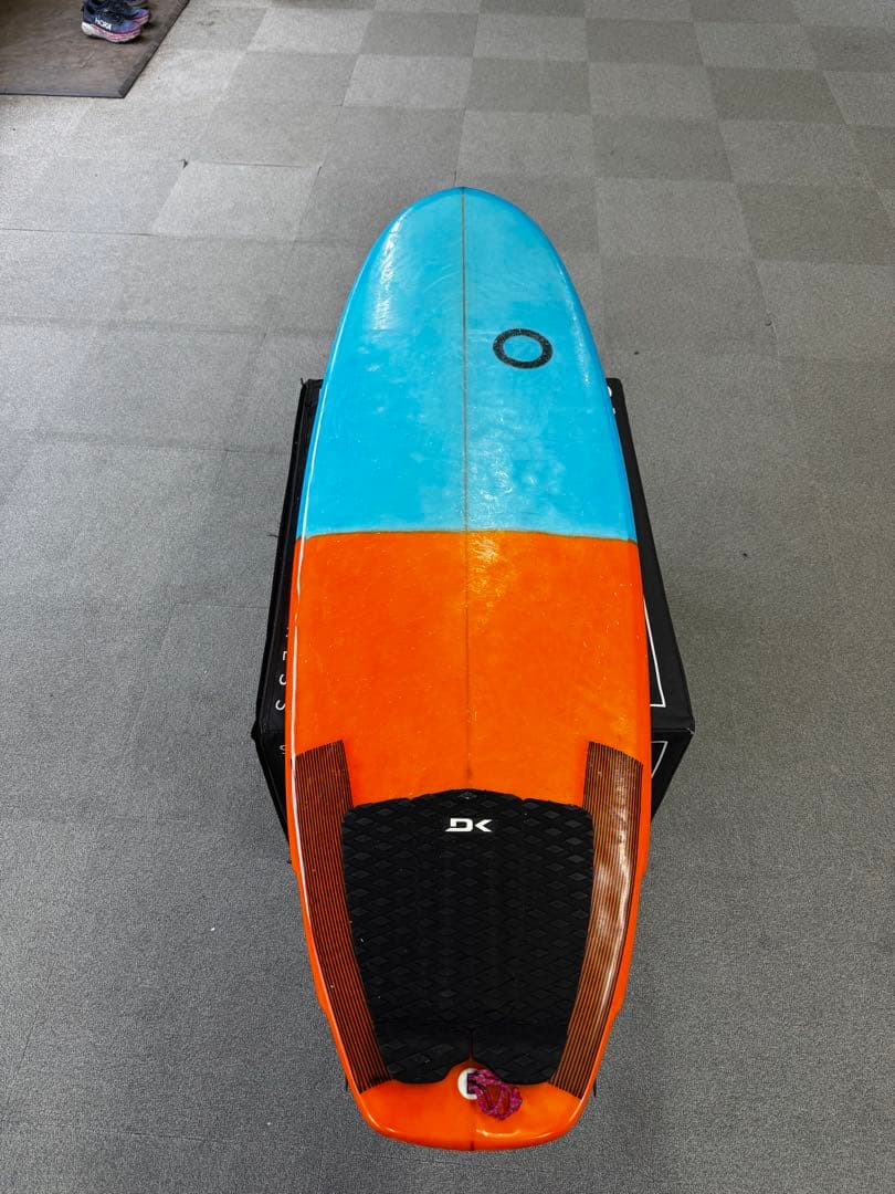 限界値下げ！　フィン付き手渡し　BREDREN DESIGN TUN 5’8