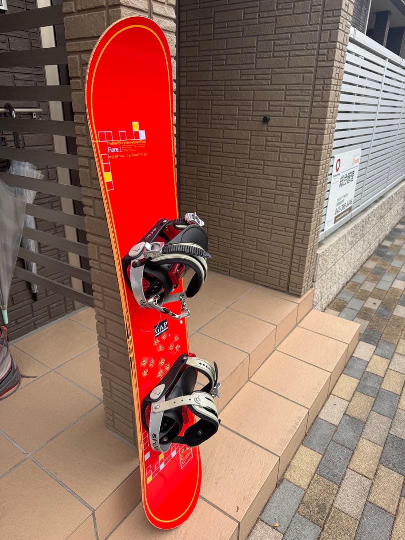 GAP スノーボード 赤色 ビンディング付き