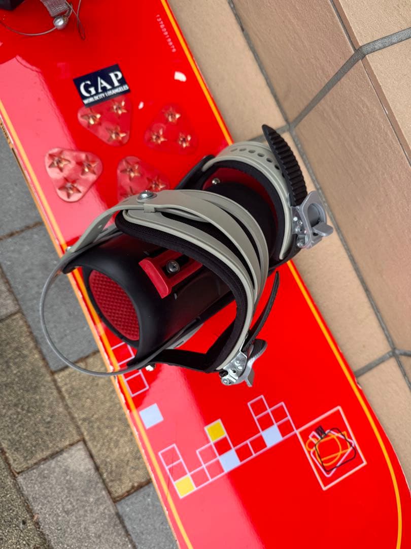 GAP スノーボード 赤色 ビンディング付き