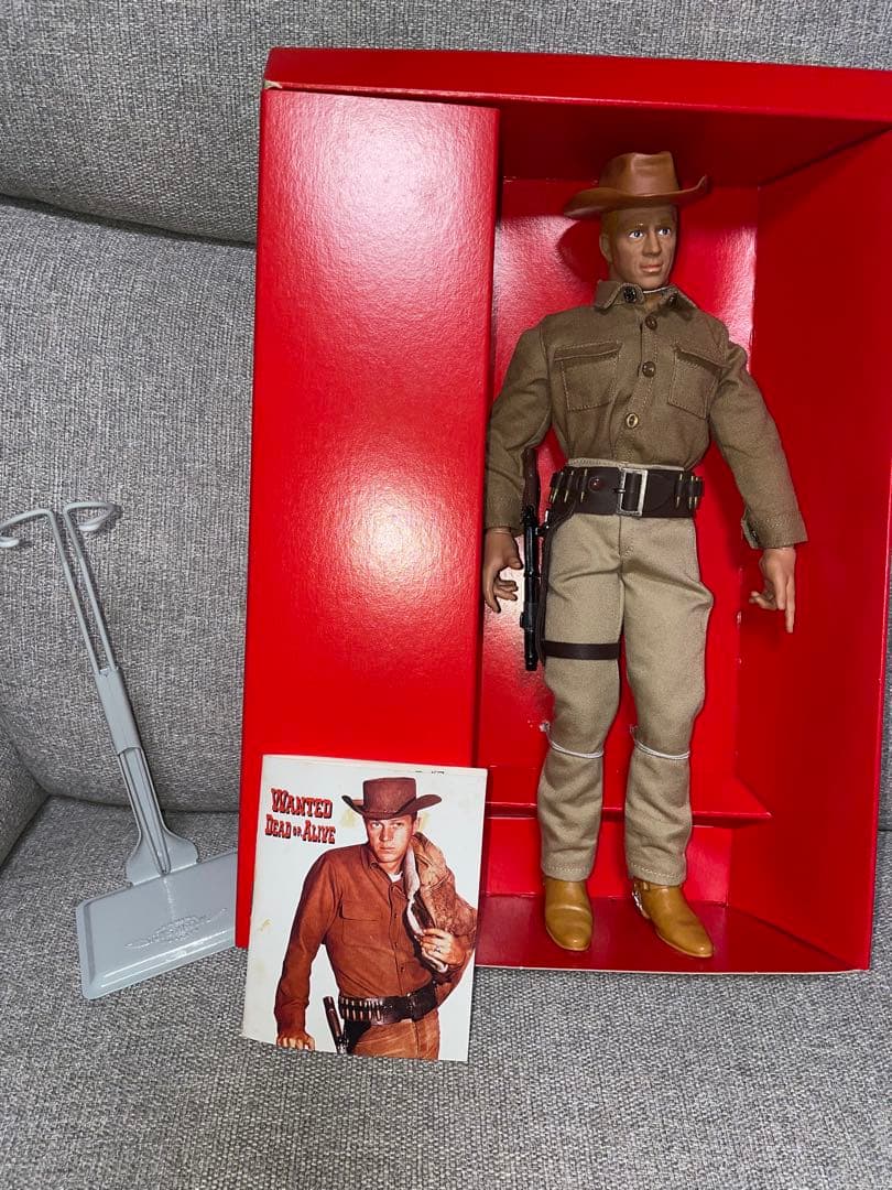 トイズマッコイ　スティーブマックイーン　フィギュア　拳銃無宿