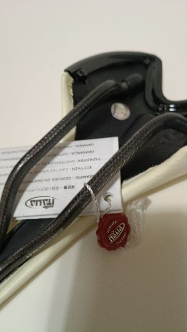 selle ITALIA THOKK ホワイトサドル