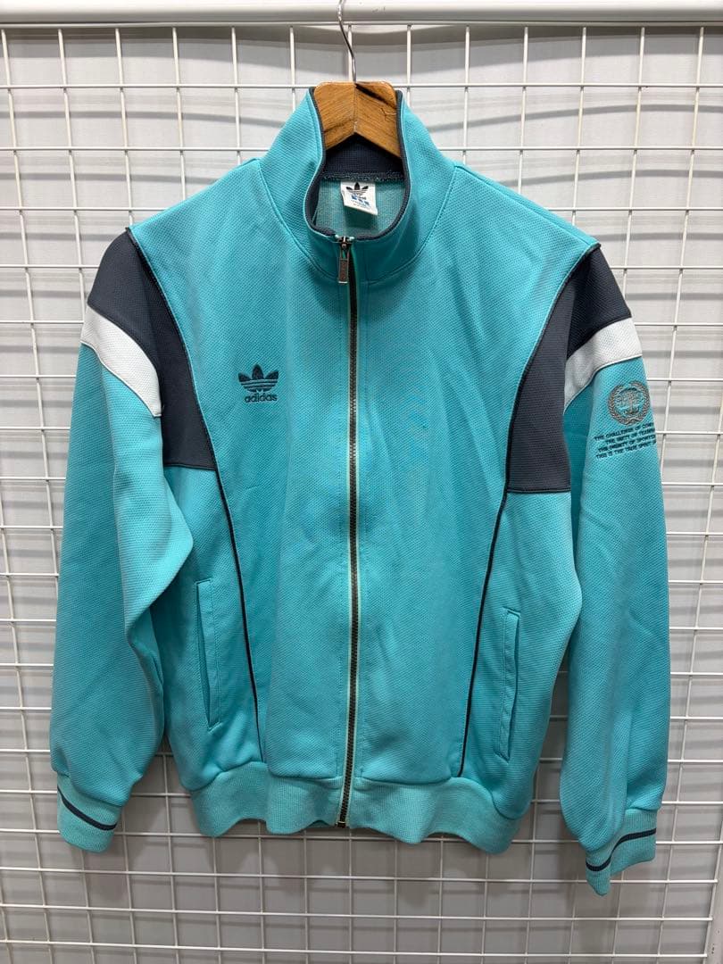 ［adidas］アディダス　 トラックジャケット　水色系　O 2512-222