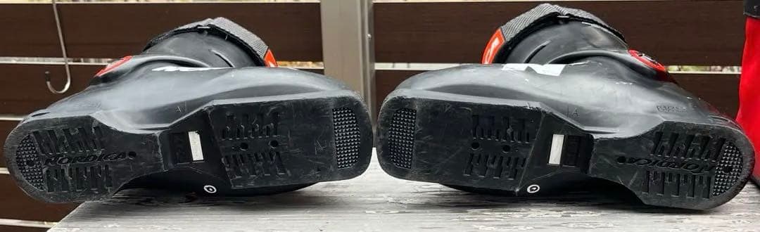 ノルディカ　DOBERMANN GP 110 24-24.5