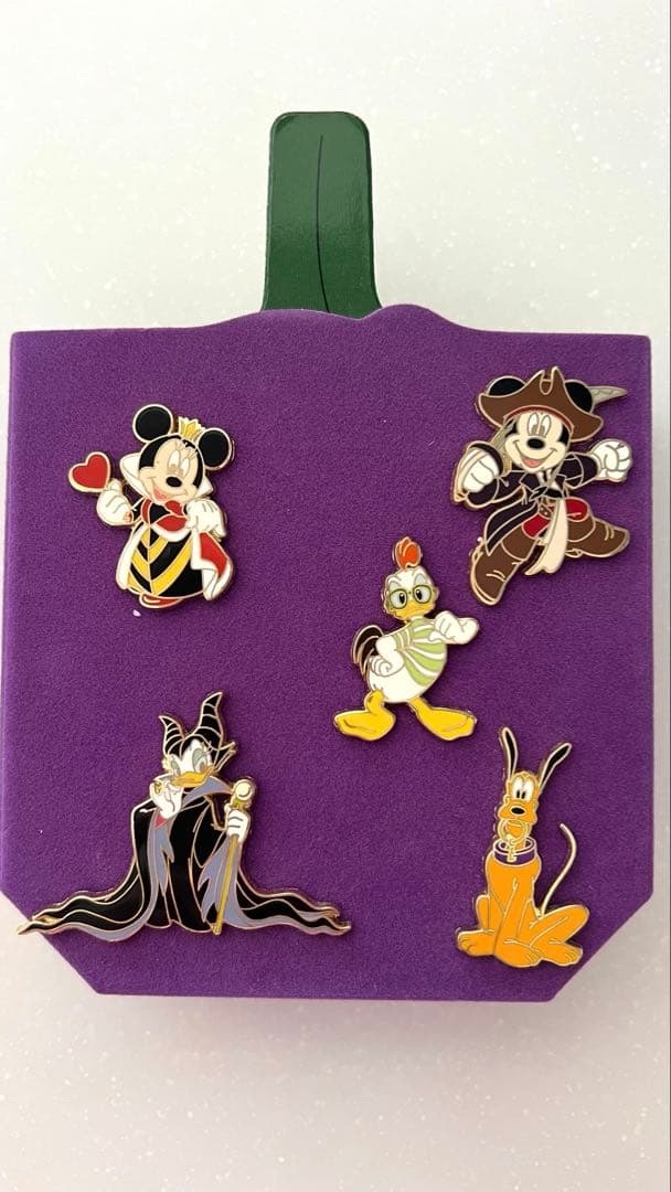 Disney's Halloween 2006 限定版ピンバッジ