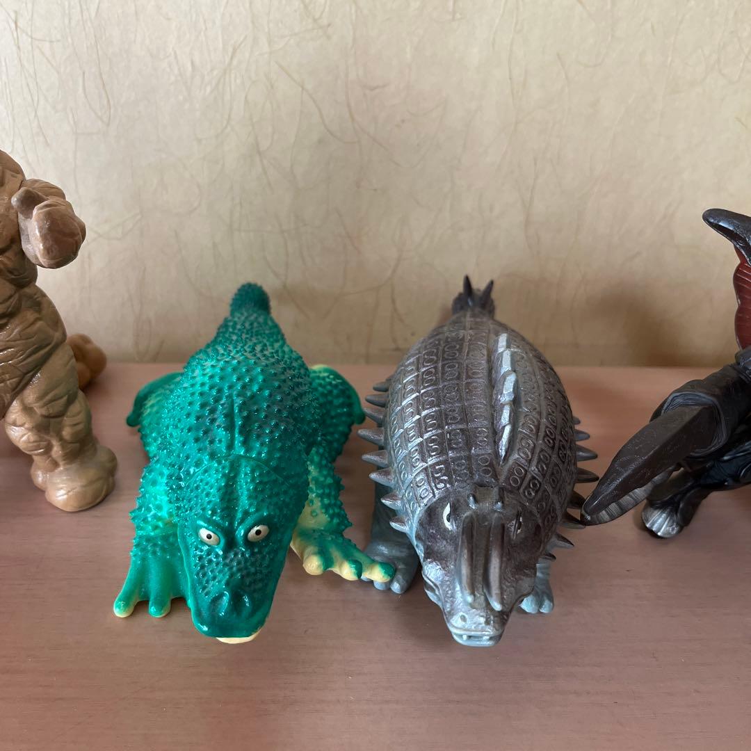 ウルトラ怪獣7体セット　パンドン、シュガロン、ガマクジラ、ギエロンなど