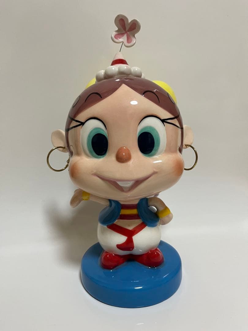 あくびちゃん貯金箱　陶器製