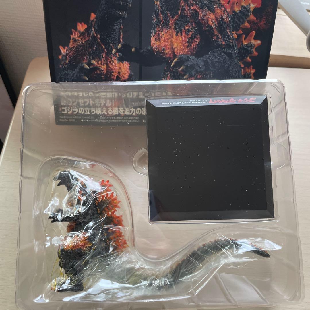 酒井ゆうじコンセプトワークス　バーニングゴジラ　ゴジラ1995　フィギュア