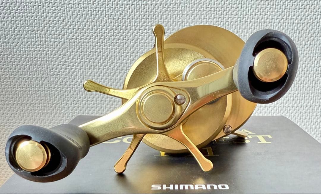 シマノ　14カルカッタコンクエスト101 中古