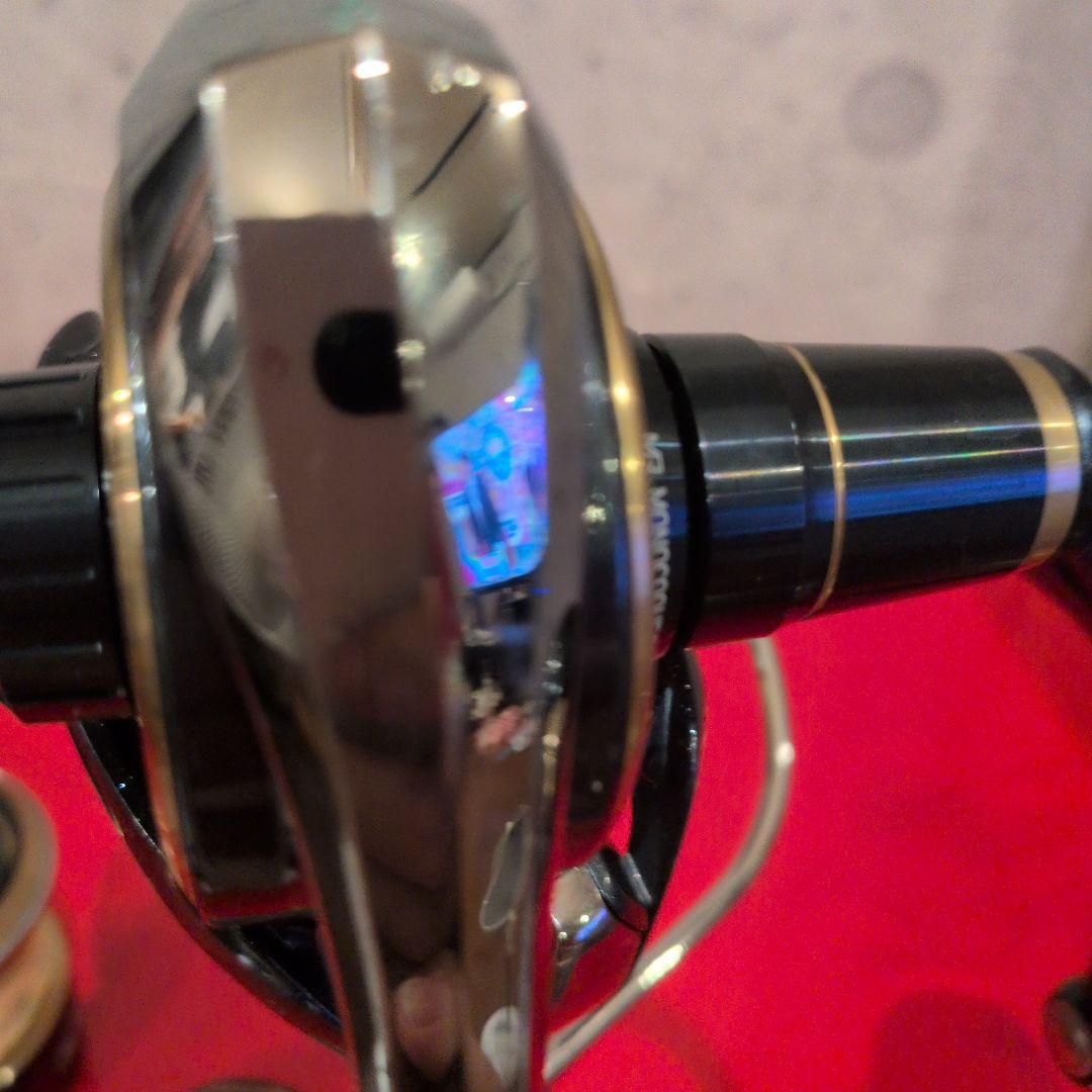 松*原様 ダイワ　ソルティガ　10000ｐ スピニングリール　ジギング　極　美品