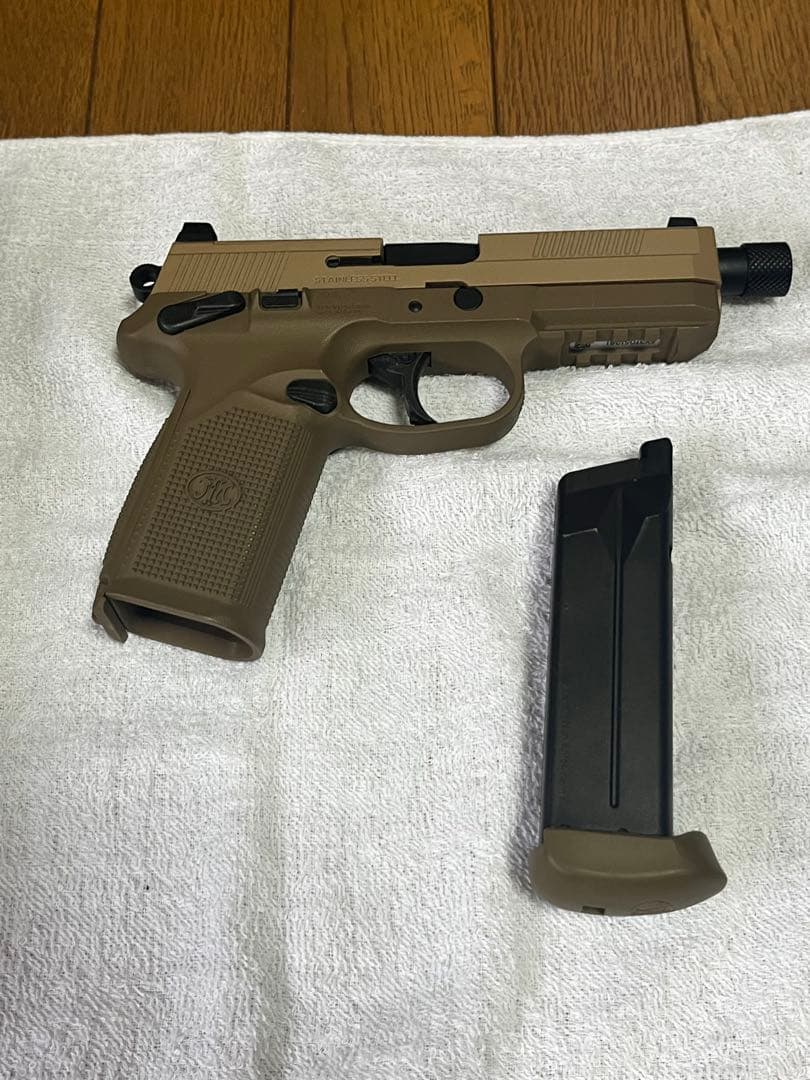 東京マルイのFNX-45タクティカル ガスブローバックガン