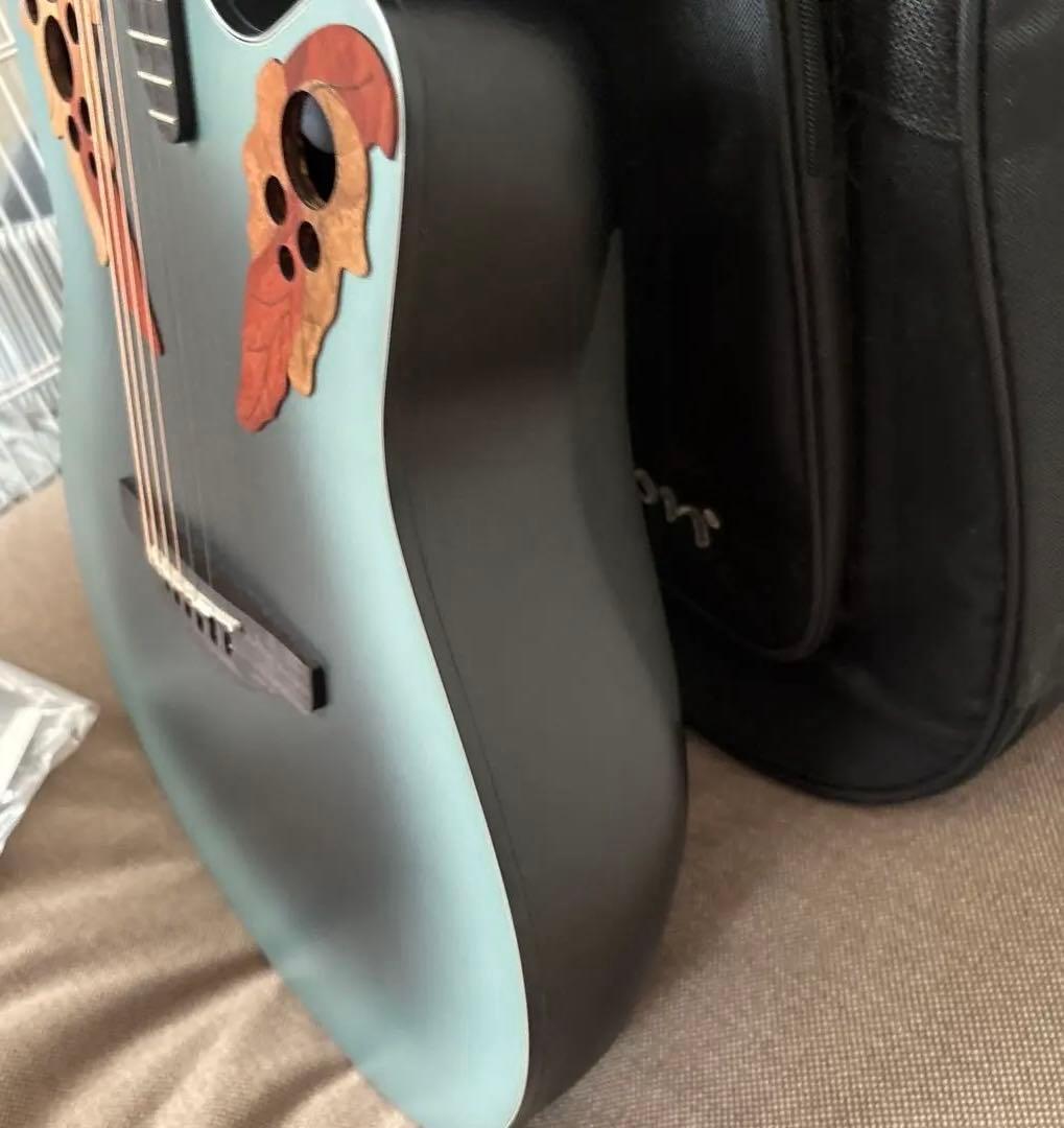 OvationエレアコギターCelebrity 「CE44-RBB」/保証期間中