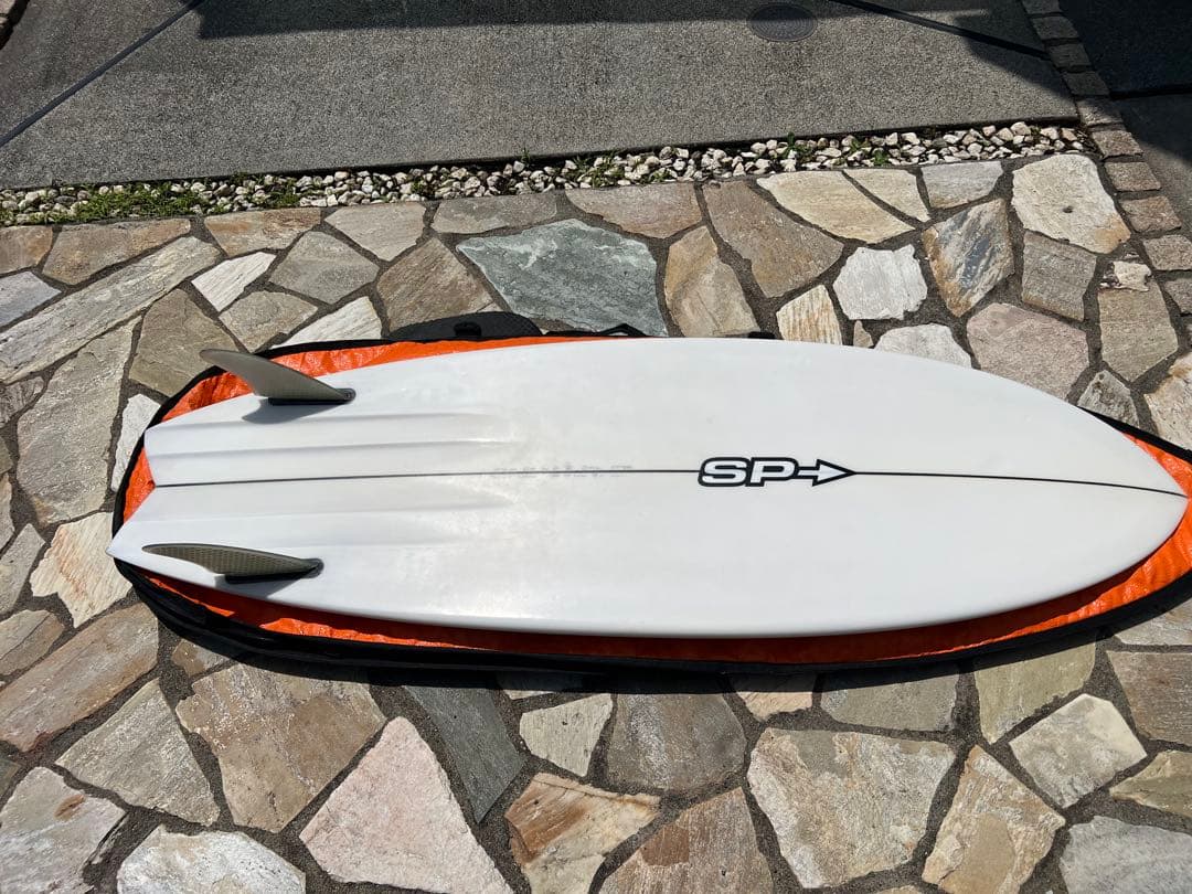 【専用】 スパロー　ツインターボ　スーパーチャージ　5’6 29L フィン付き