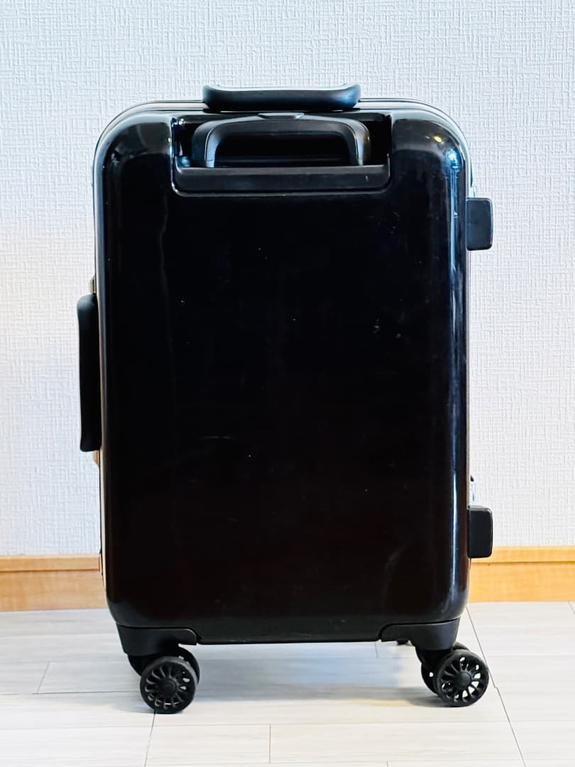 Mercedes-Benz オリジナルスーツケース