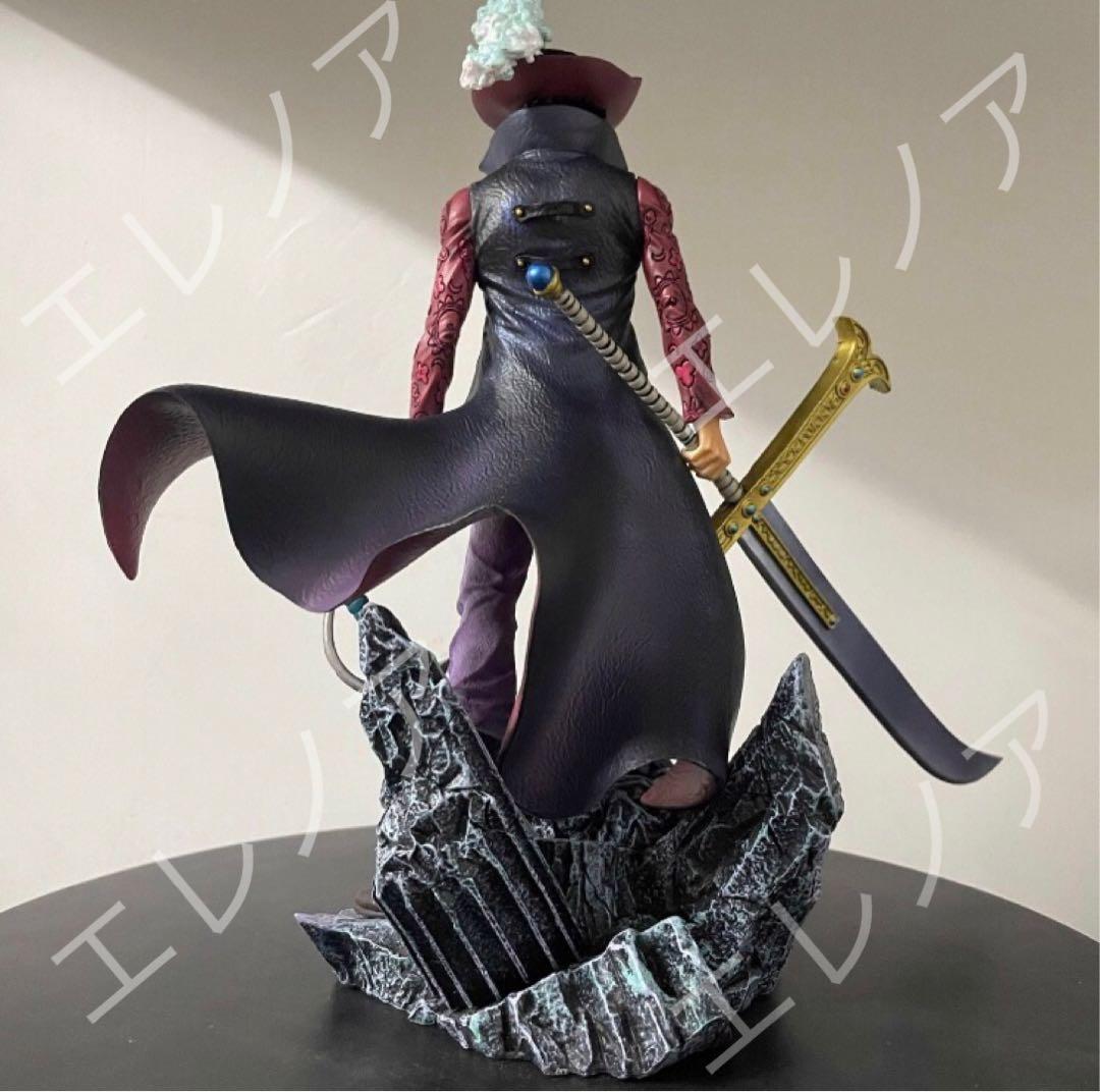 ワンピース　ジュラキュール・ミホーク　高さ28cm 海外フィギュア