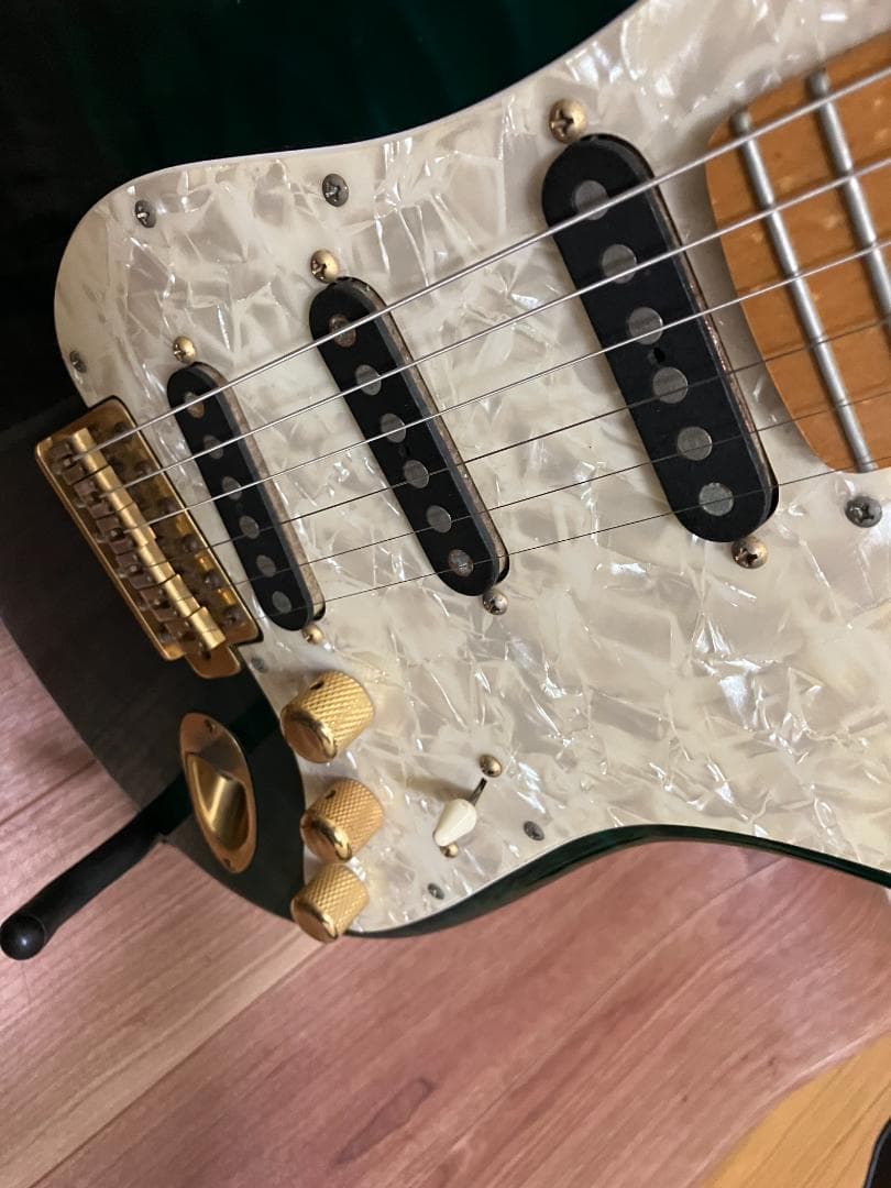 SCHECTER Stratocasterタイプ　グリーン