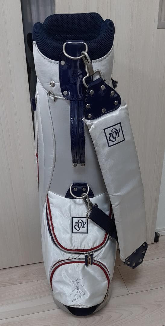 ZOY・ゾーイ　藤田寛之プロサイン入り　キャディバッグ