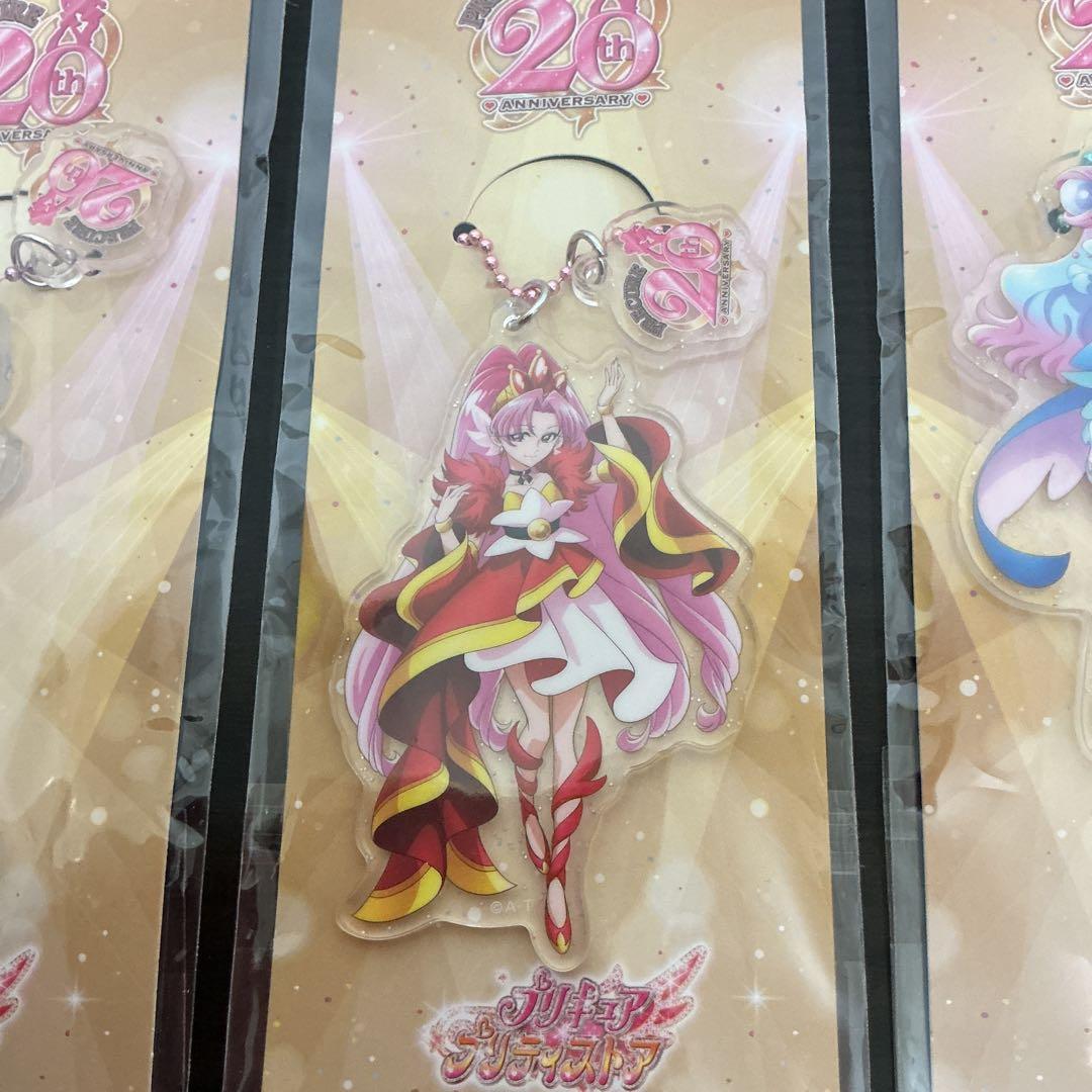 プリキュア　20th アニバーサリー　アクリルキーチェーン　6種類