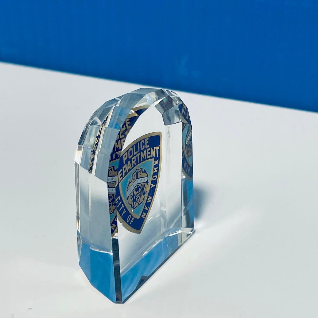 3D 立体的　NYPD クリスタルニューヨーク市警察 クリスタル　製　記念品