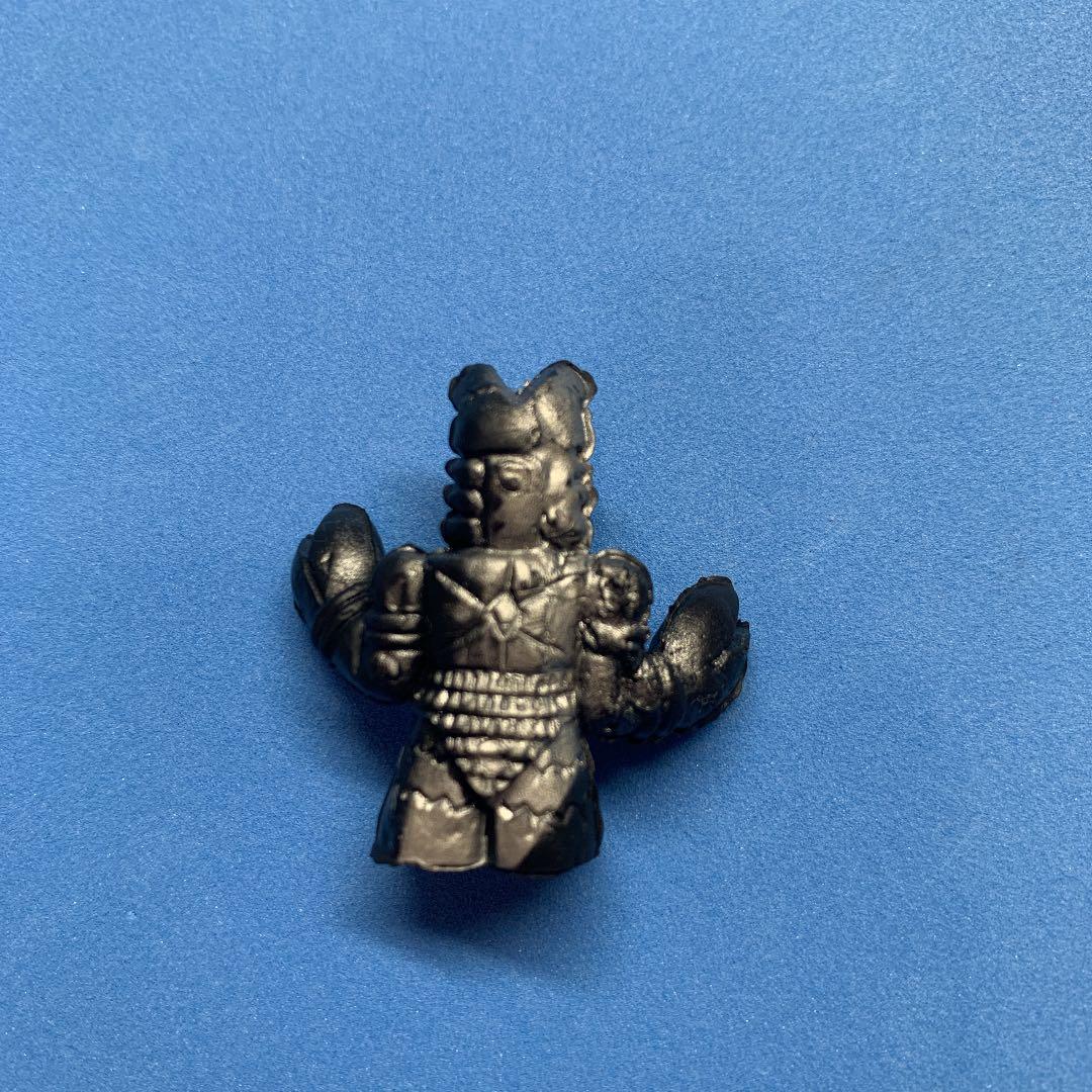 ウルトラ怪獣消しゴム　ポピー【バルタン星人】黒　銀スプレー