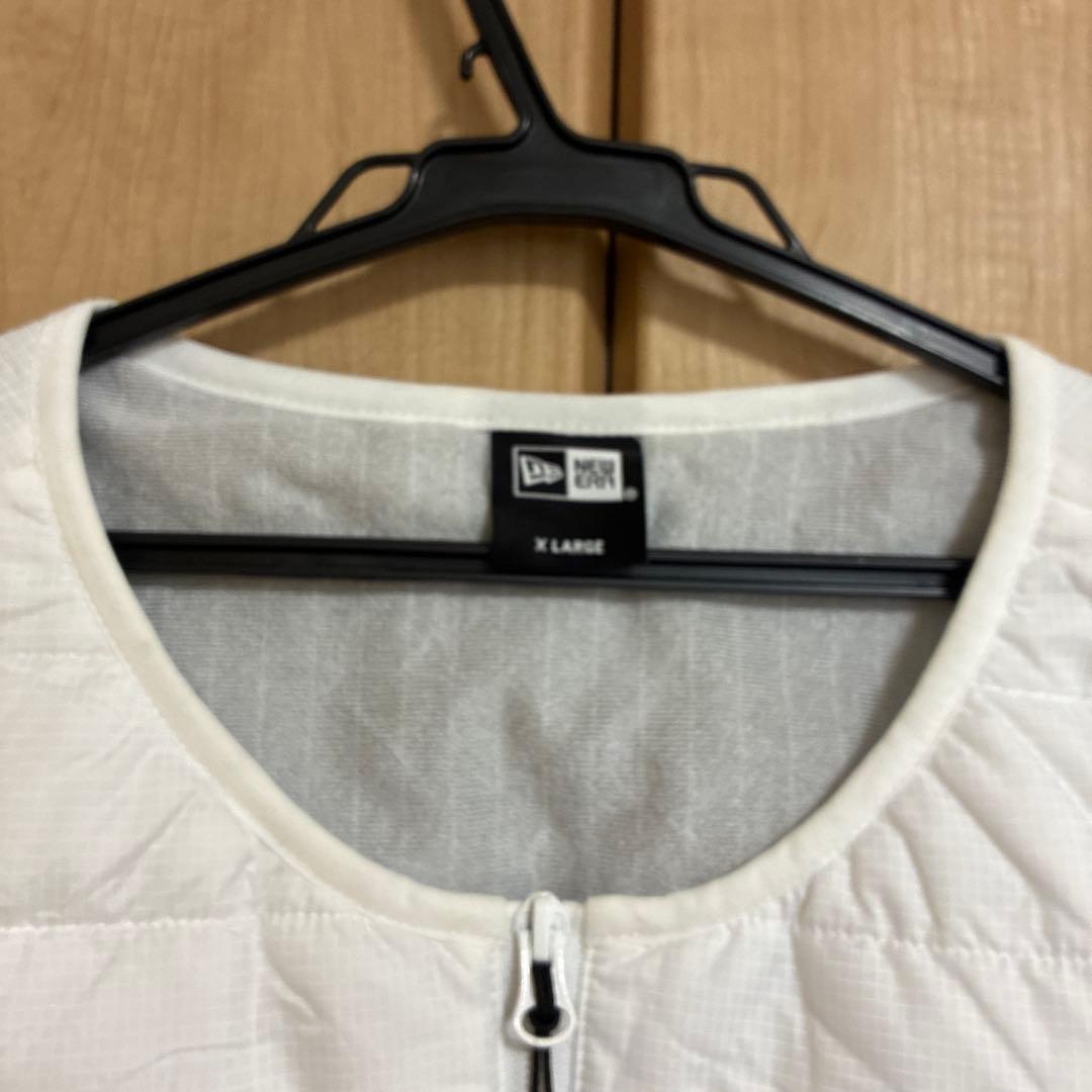 未使用　NEW ERA キルティングベスト ホワイト 収納袋付き　XL