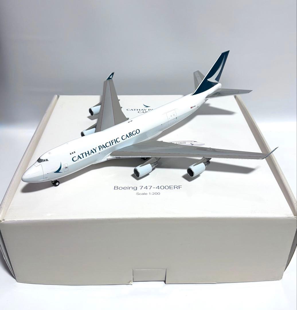 航空機・ヘリコプター hogan 1/200 B747-400ERF Cathay Pacific