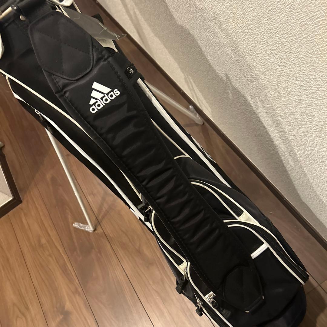 美品　adidas 軽量キャディバッグ スタンド付き