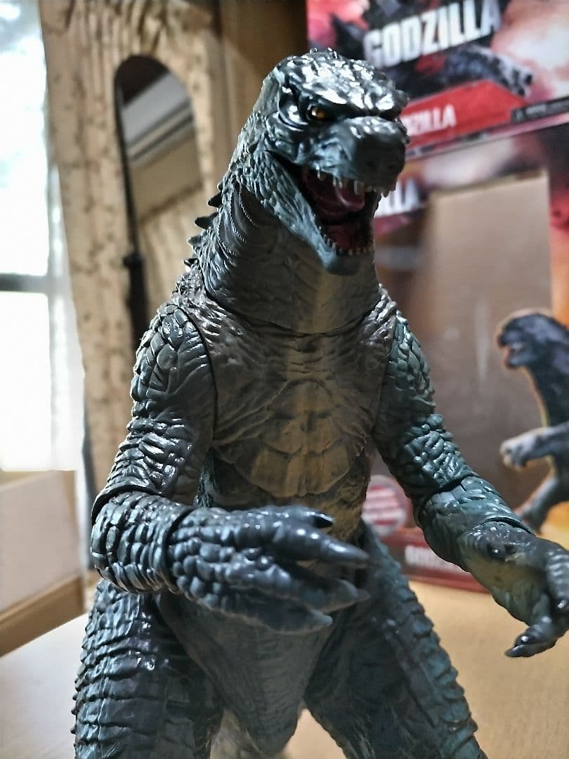 30センチ大型　ネカ　ゴジラ　頭から尻尾まで60センチアクション　リペイント