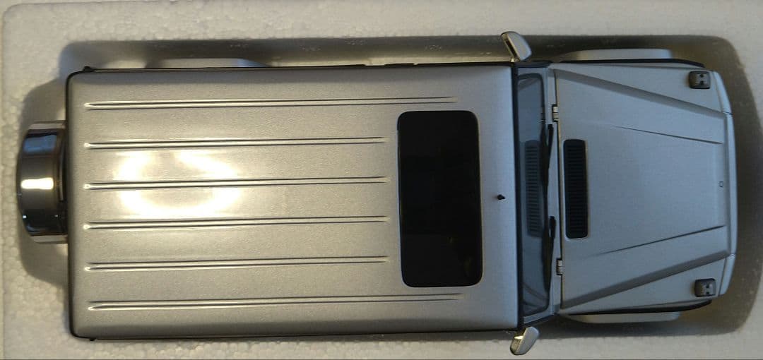 オートアート 1/18 メルセデスベンツ G55 AMG シルバー